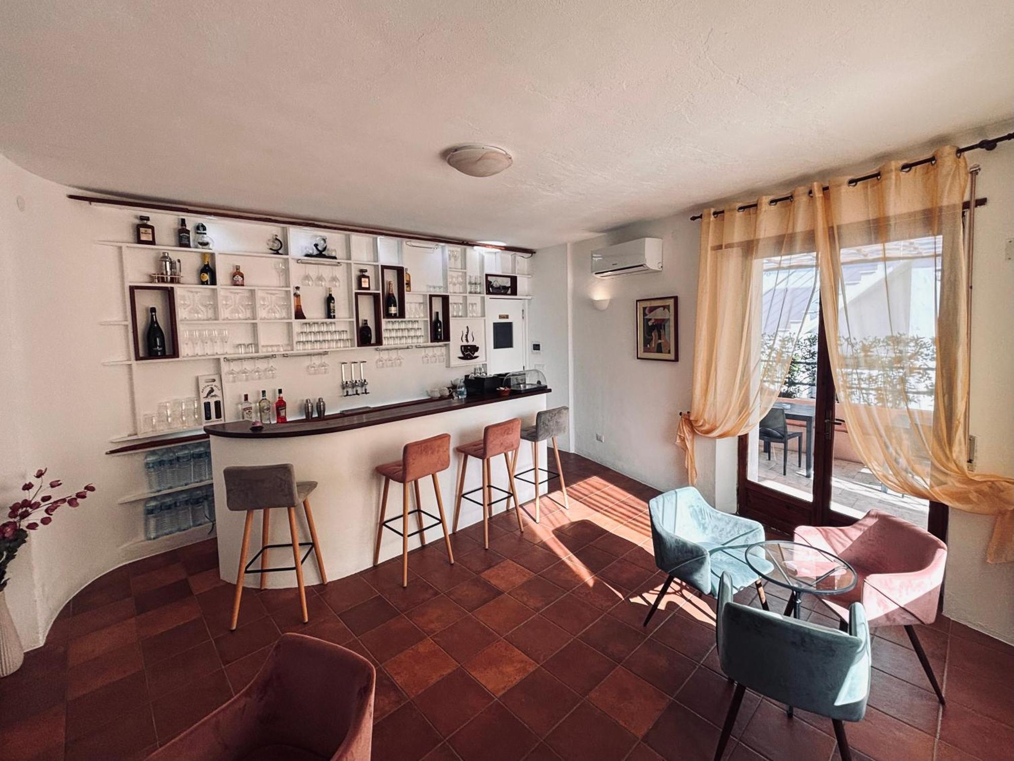 B&B De Janas Ла-Калетта Екстер'єр фото